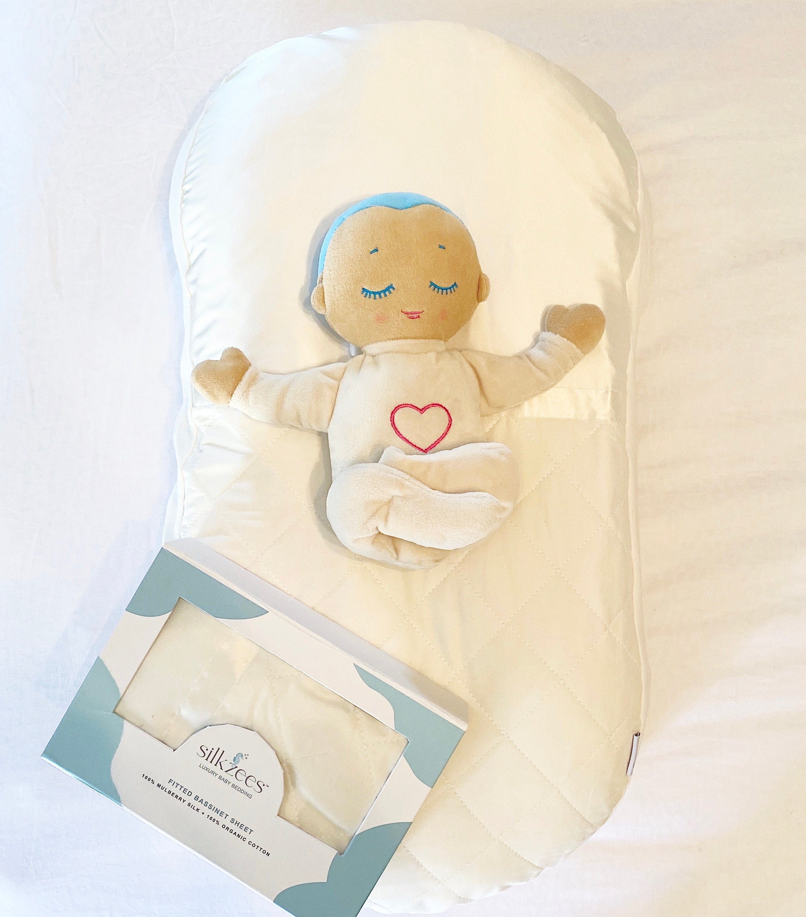 Why & how to introduce a lovey to your baby Shop Silkzees